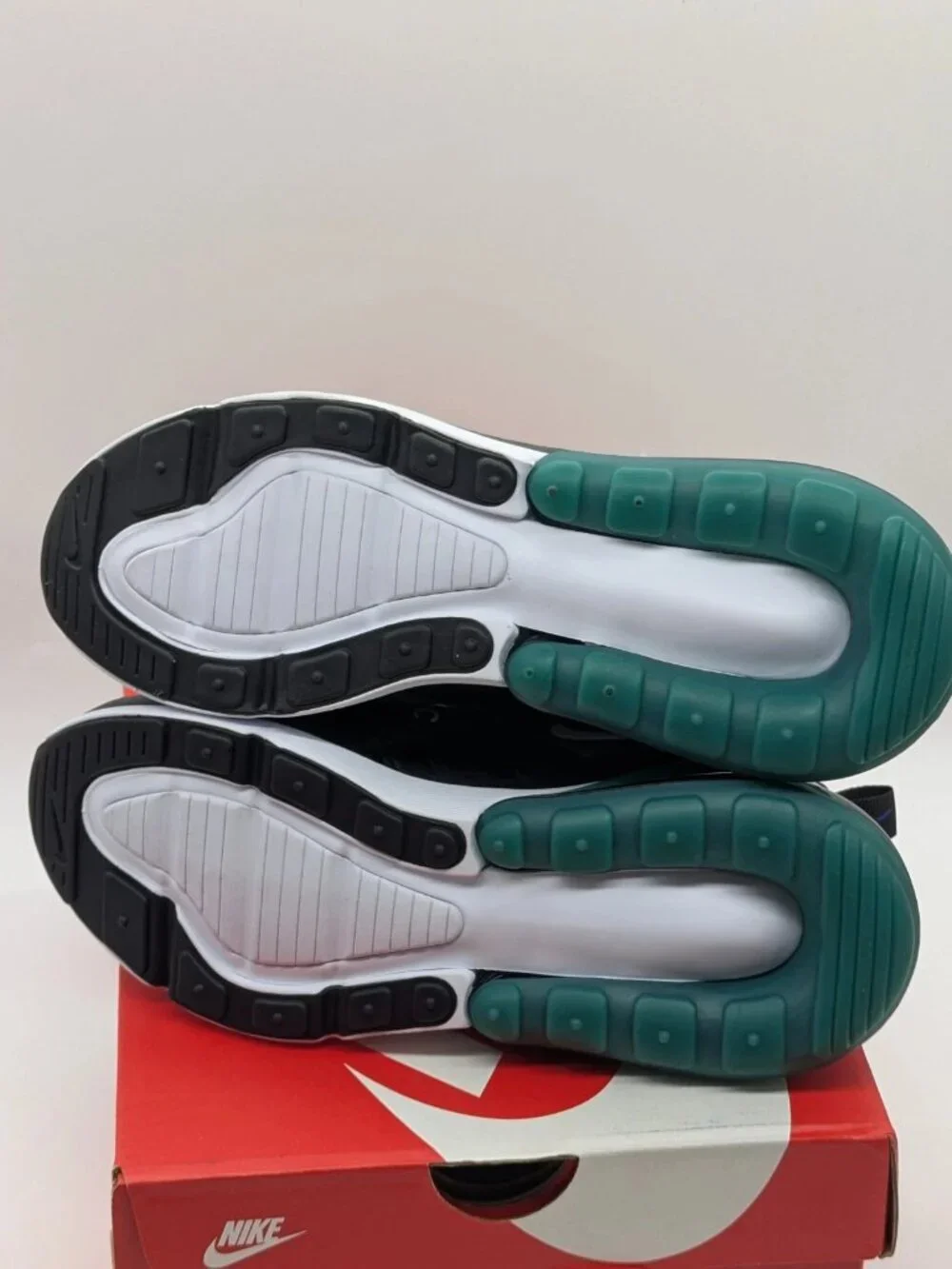Nike Air Max 270 GS Shoes - Black White Evergreen Aura - Size 6.5Y (8 Women)